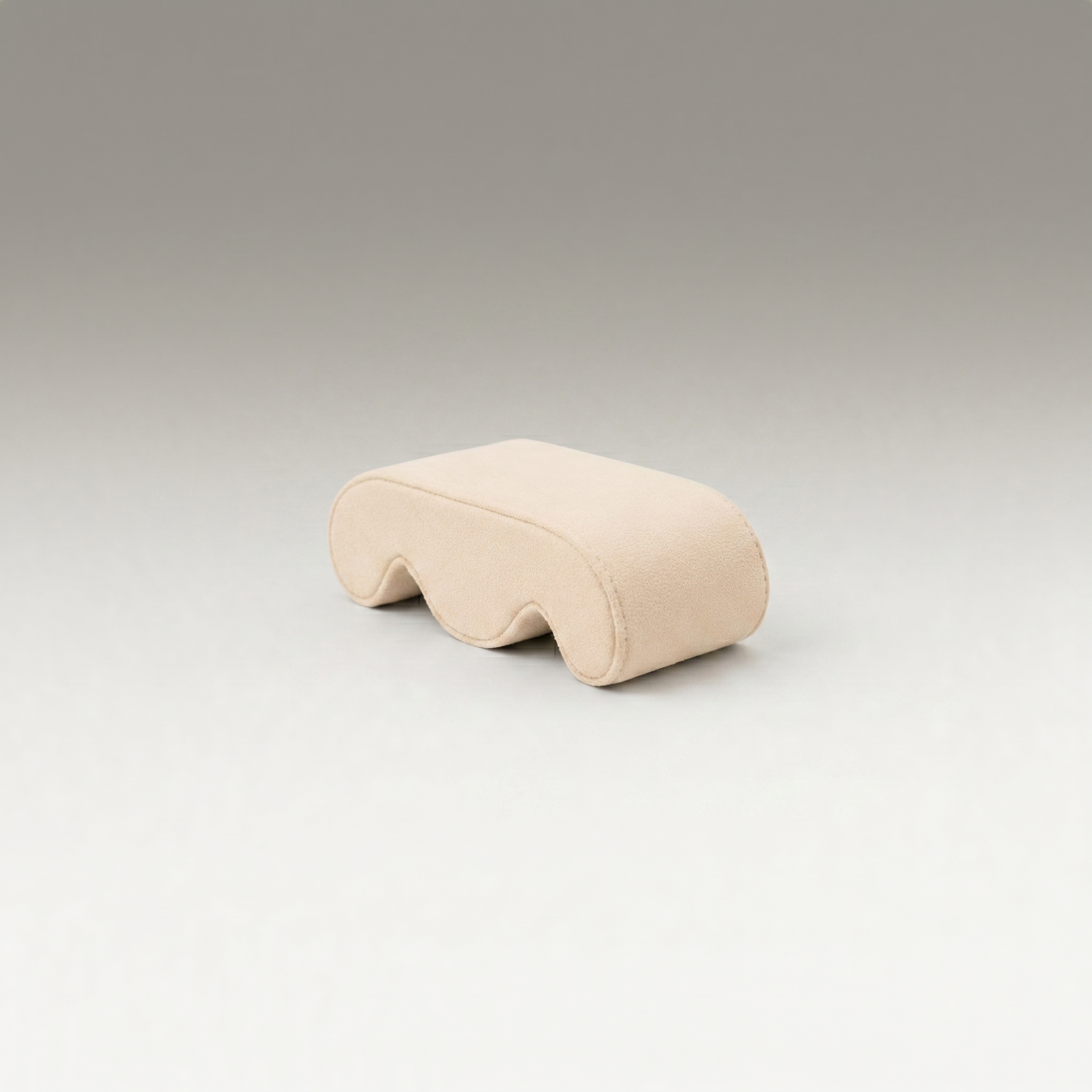 #colour_Chestnut · Cream